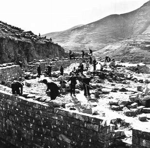 红旗渠建设现场